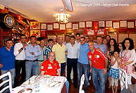 Marco Mattiacci posando con el grupo del Ferrari Club Espaa en el Ristorante Montana, durante nuestro Viaje a Italia, Julio de 2014