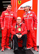 Con mis amigos Alessandro y Romeo, durante los test de pretemporada de F1 en el Circuit de Barcelona-Catalunya, Febrero de 2017